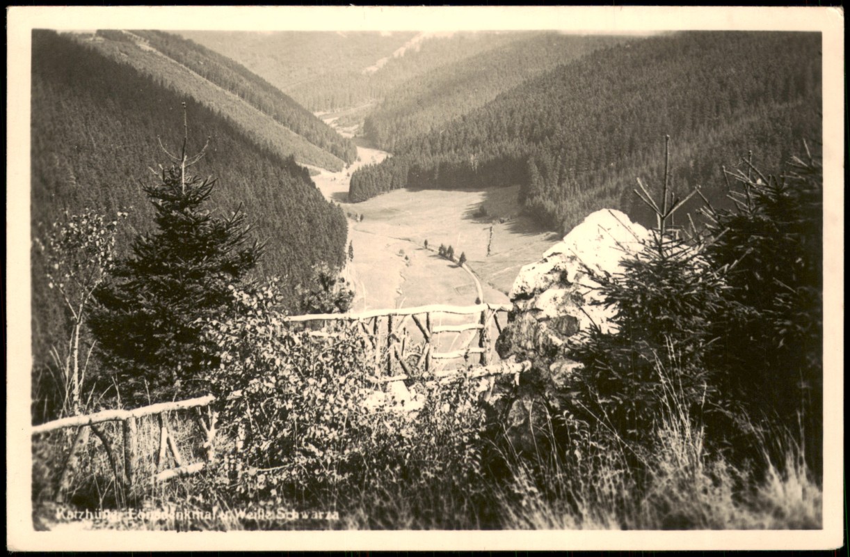 vergrößern: Bildseite historische Ansichtskarte von 1963: Panorama Umland-Ansicht zur DDR-Zeit:: Oelze-Katzhütte (Schwarzatal)