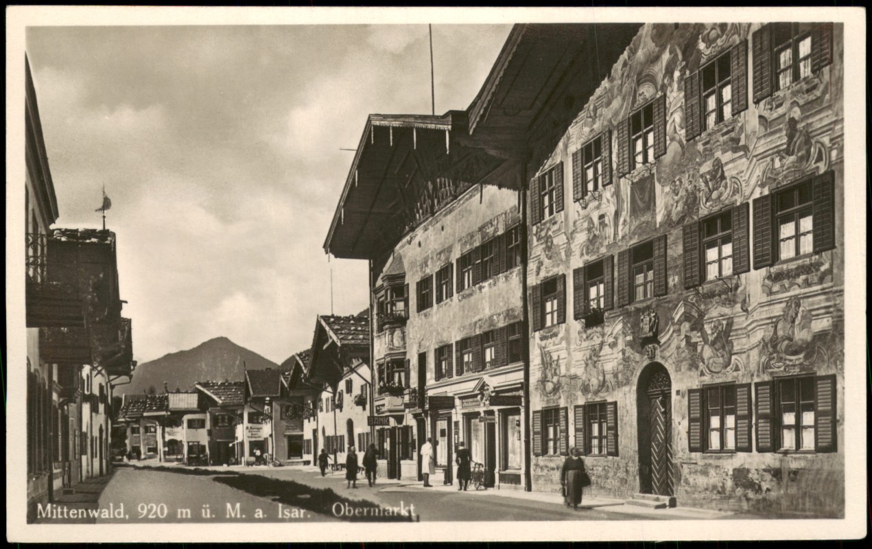 zoom: Image side vintage Postcard from 1930: Obermarkt bemalte Häuser:: Mittenwald