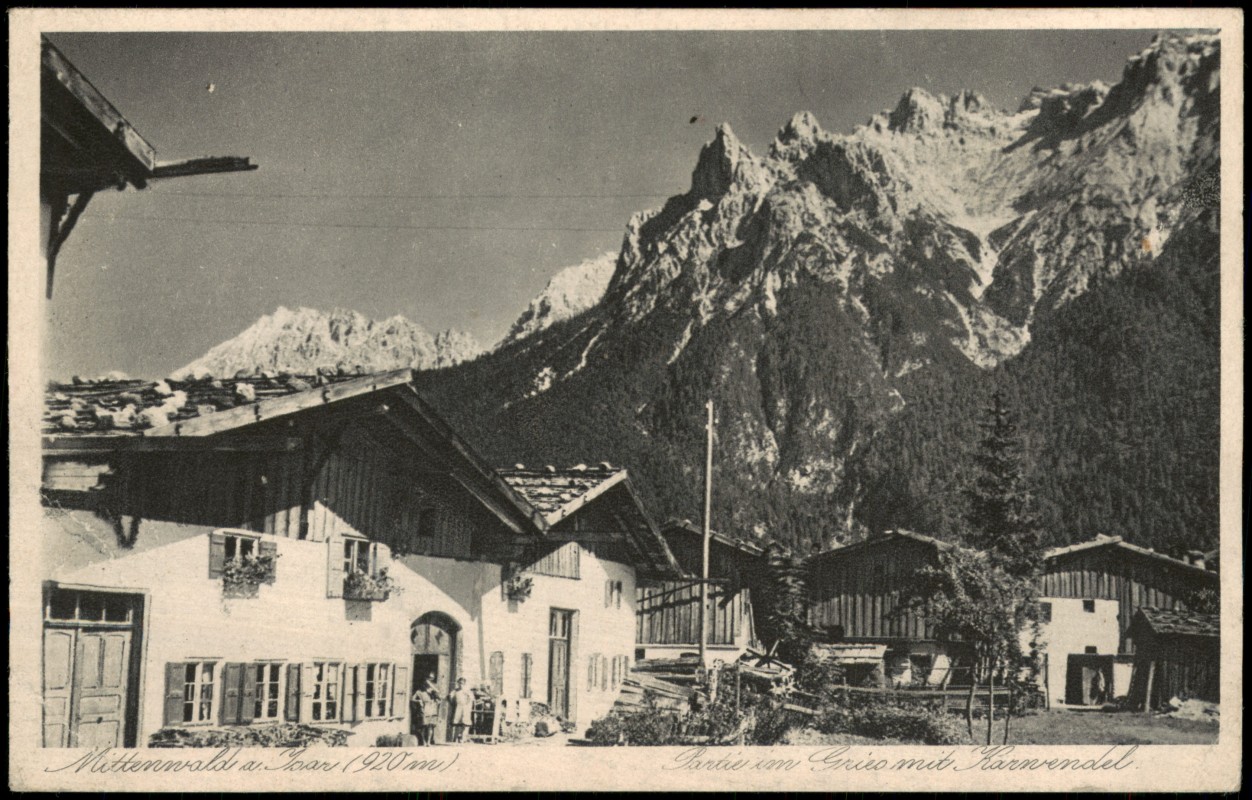 zoom: Image side vintage Postcard from 1920: Partie im Gries mit Karwendel:: Mittenwald