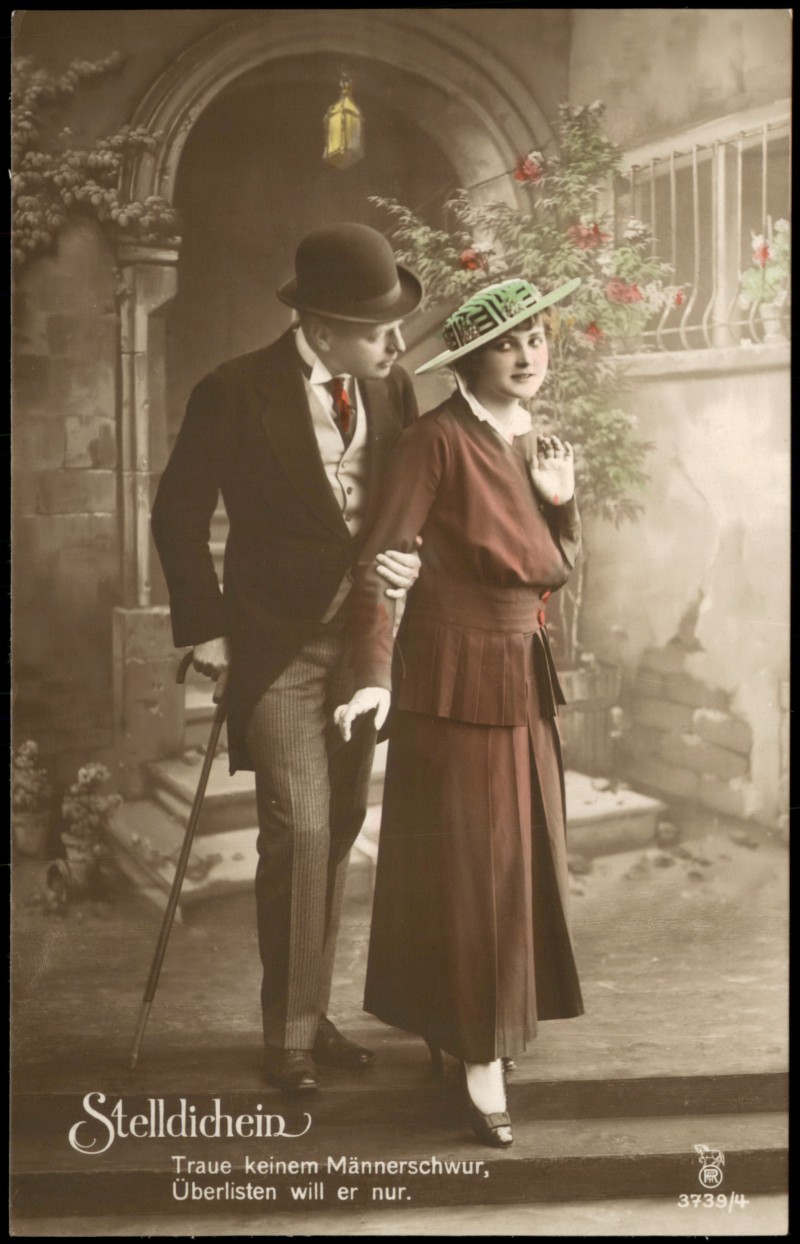 vergrößern: Bildseite historische Ansichtskarte von 1910: Liebe Liebespaare Fotokunst Romantik Paar Karten-Serie STELLDICHEIN::