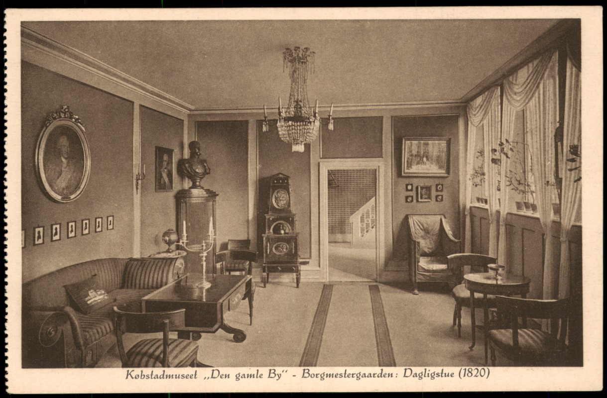 vergrößern: Bildseite historische Ansichtskarte von 1910: Købstadmuseet Den gamle By Borgmestergaarden Dagligstue:: Aarhus