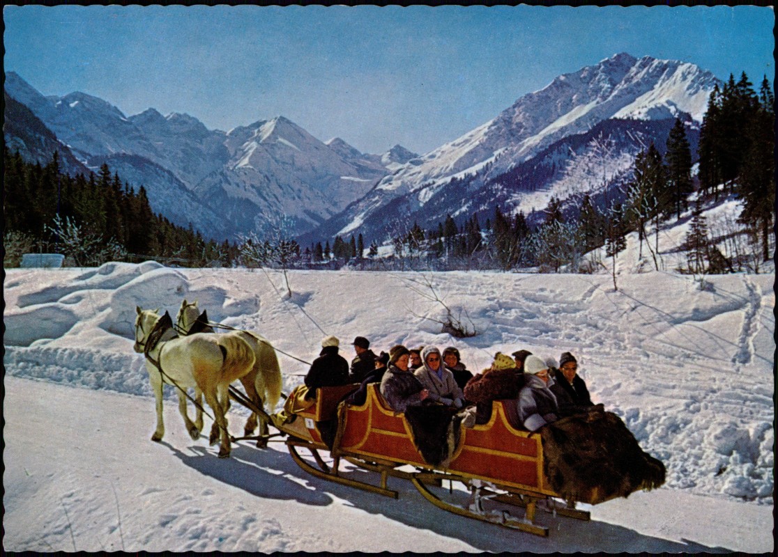 zoom: Image side vintage Postcard from 1977: Umland-Ansichten Schlittenfahrt im Birgsautal:: Oberstdorf