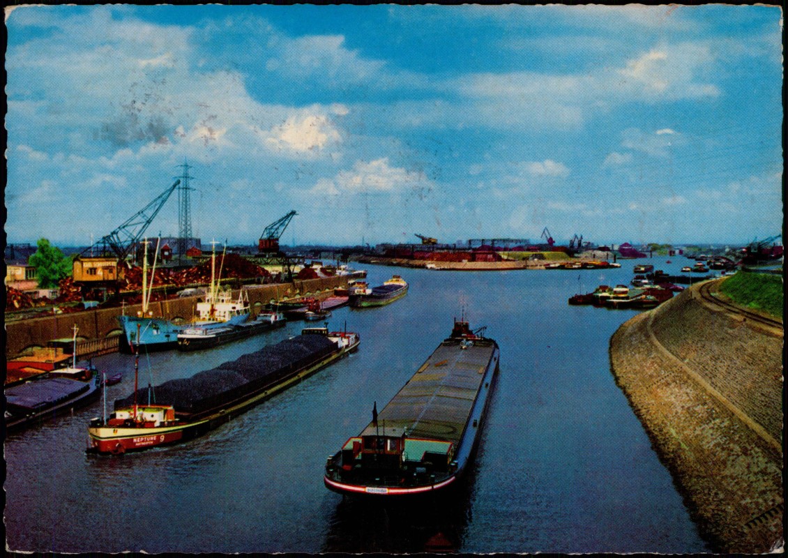 zoom: Image side vintage Postcard from 1965: Am Kaiserhafen - Schleppschiffe:: Ruhrort-Duisburg