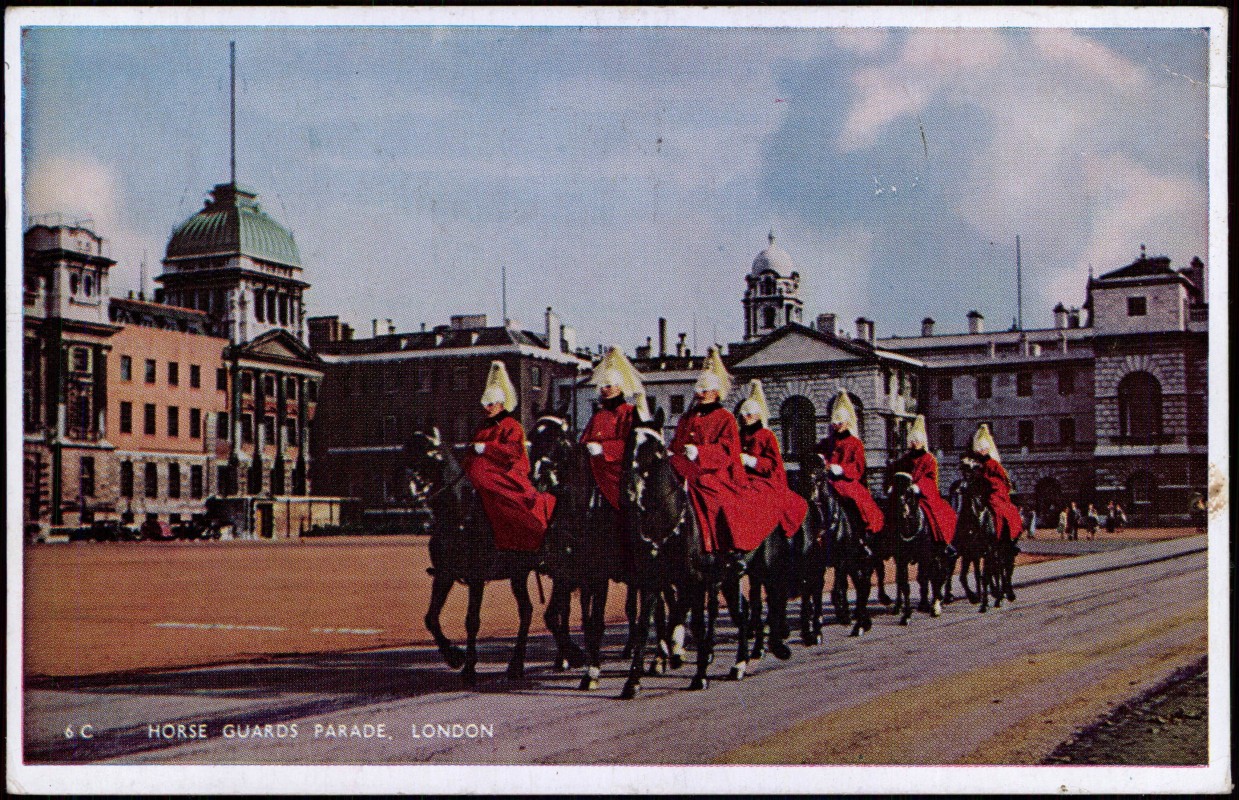 zoom: Image side vintage Postcard from 1962: HORSE GUARDS PARADE:: London