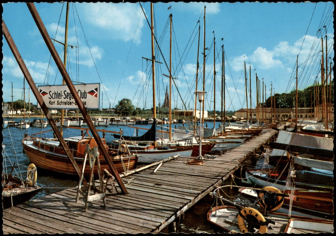 zoom: Image side vintage Postcard from 1975: Partie am Jacht-Hafen:: Schleswig (Sleswig/Slesvig)