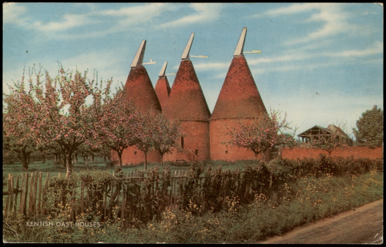 vergrößern: Bildseite historische Ansichtskarte von 1972: Kentish Oast Houses:: Kent