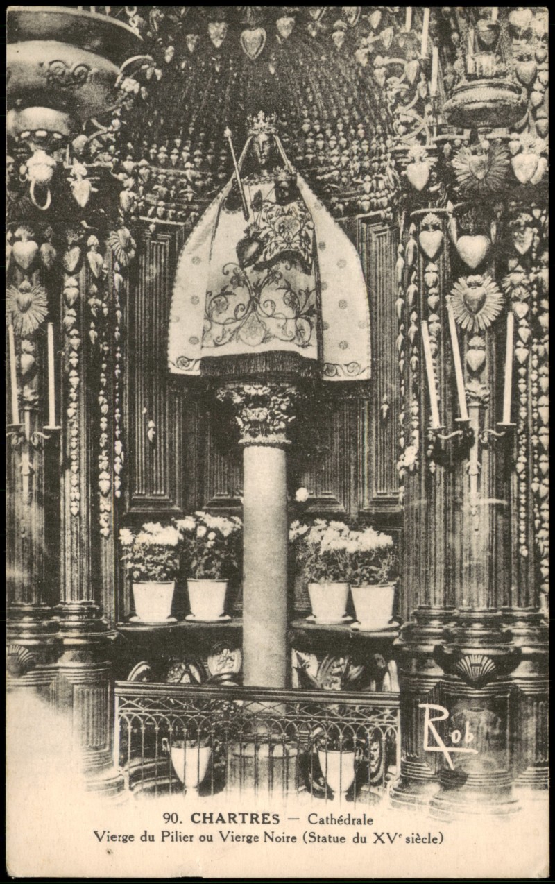 vergrößern: Bildseite historische Ansichtskarte von 1910: Kathedrale Cathédrale Vierge du Pilier ou Vierge Noire (Statue du XVe siècle):: Chartres