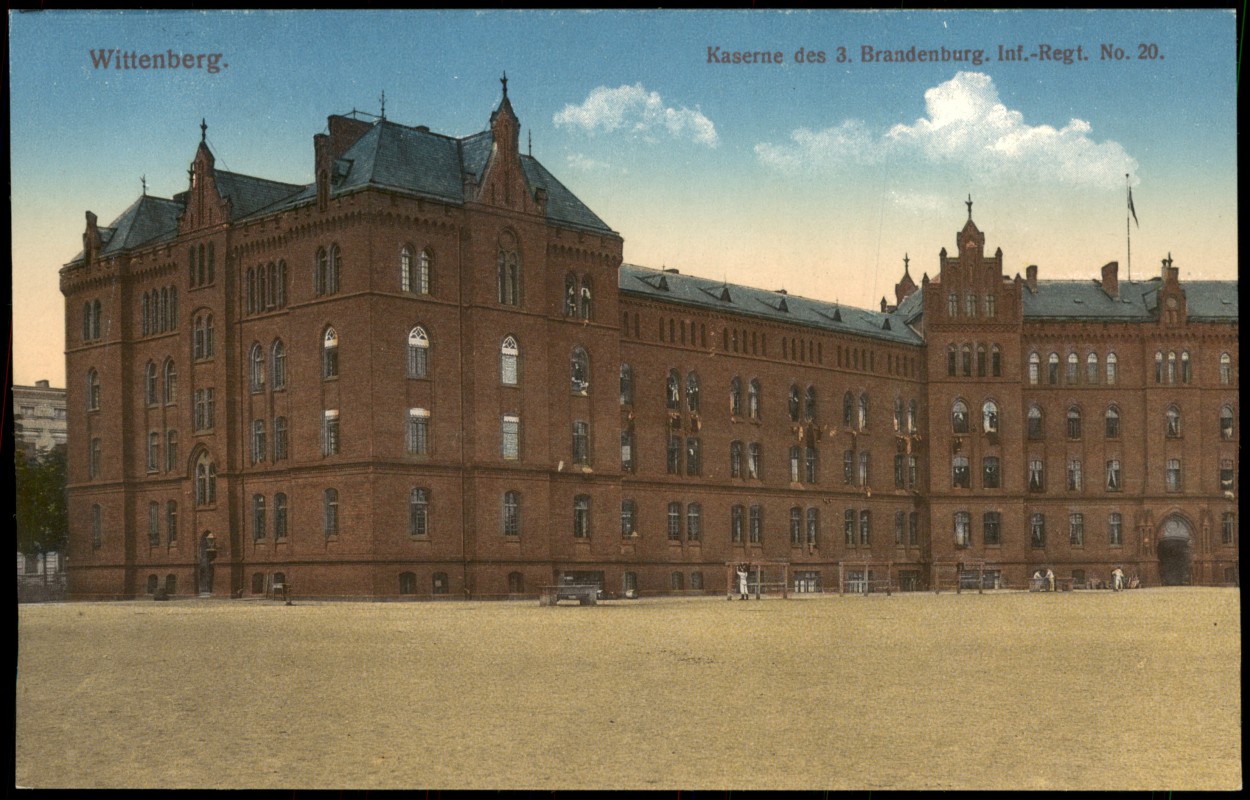 zoom: Image side vintage Postcard from 1915: Kaserne des 3. Brandenburg. Inf.-Regt. No. 20.:: Lutherstadt Wittenberg