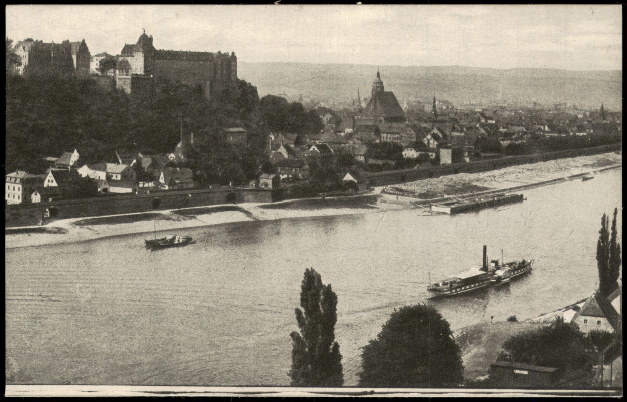 zoom: Image side vintage Postcard from 1915: Schloss Sonnenstein Flußbadeanstalt Dampfer:: Pirna