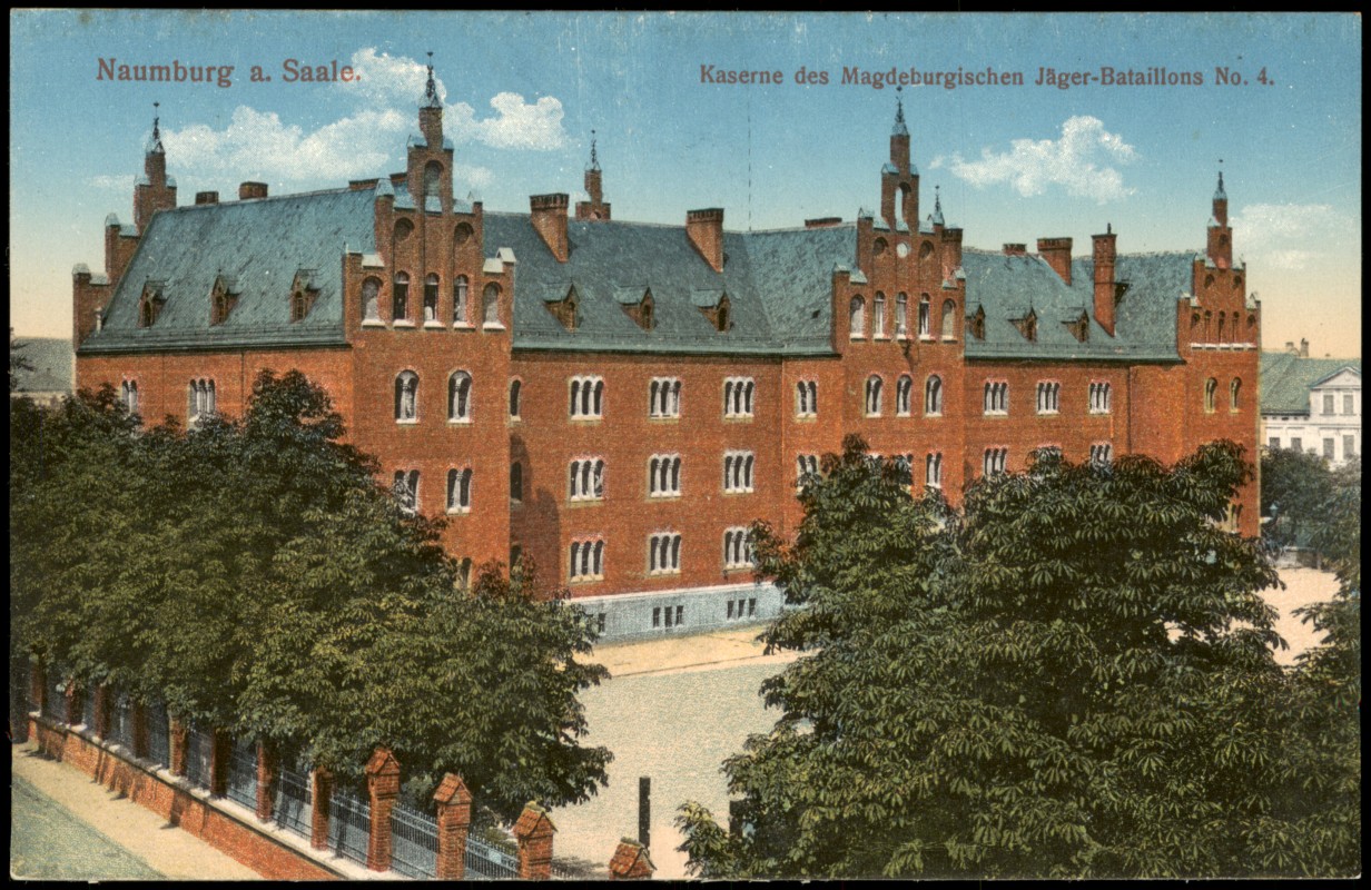zoom: Image side vintage Postcard from 1915: Kaserne des Magdeburgischen Jäger-Bataillons No. 4:: Naumburg (Saale)