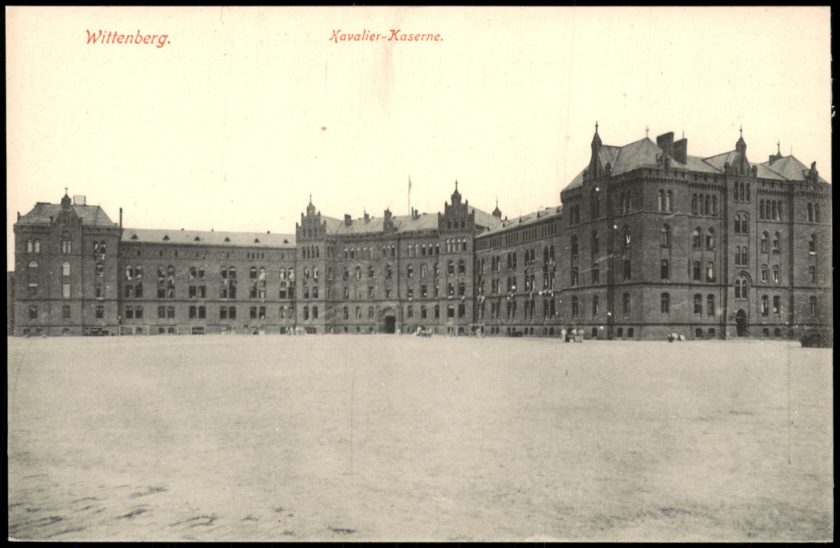 vergrößern: Bildseite historische Ansichtskarte von 1913: Kavalier-Kaserne.:: Lutherstadt Wittenberg