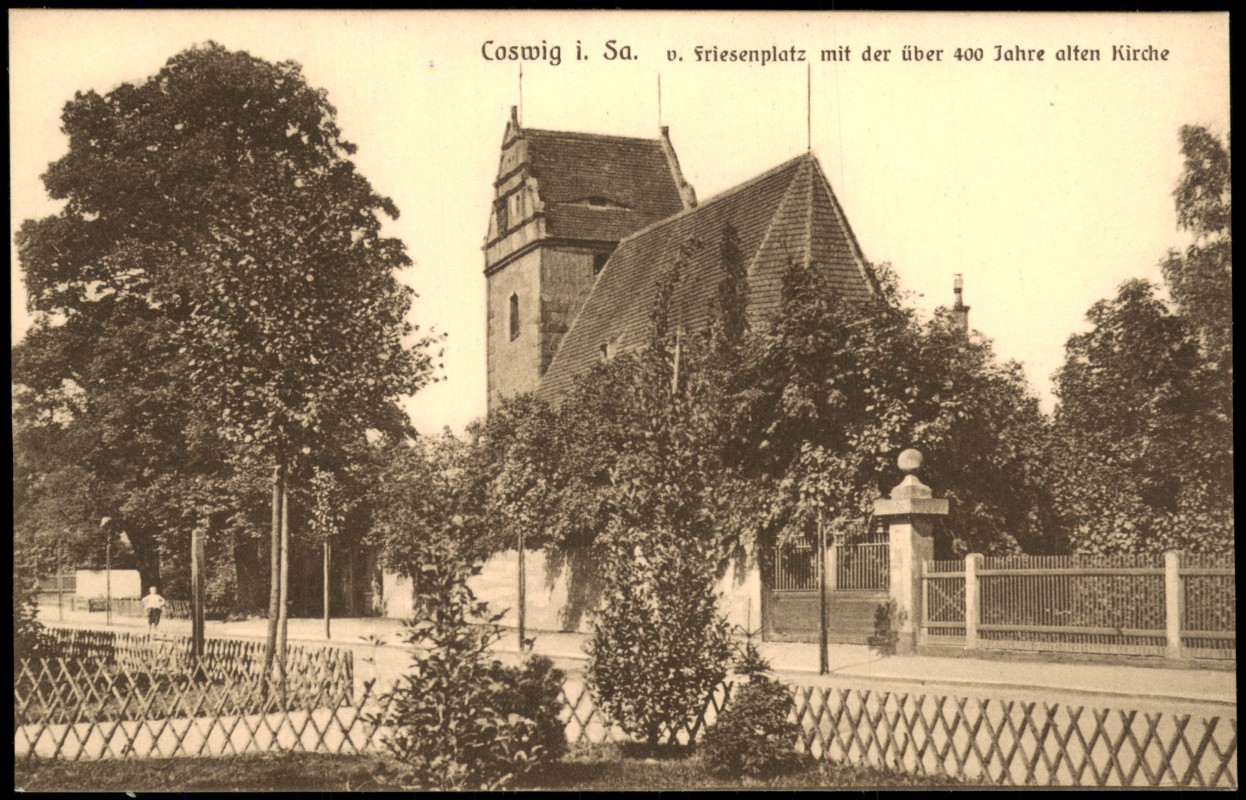 zoom: Image side vintage Postcard from 1913: Friesenplatz mit der über 400 Jahre alten Kirche:: Coswig