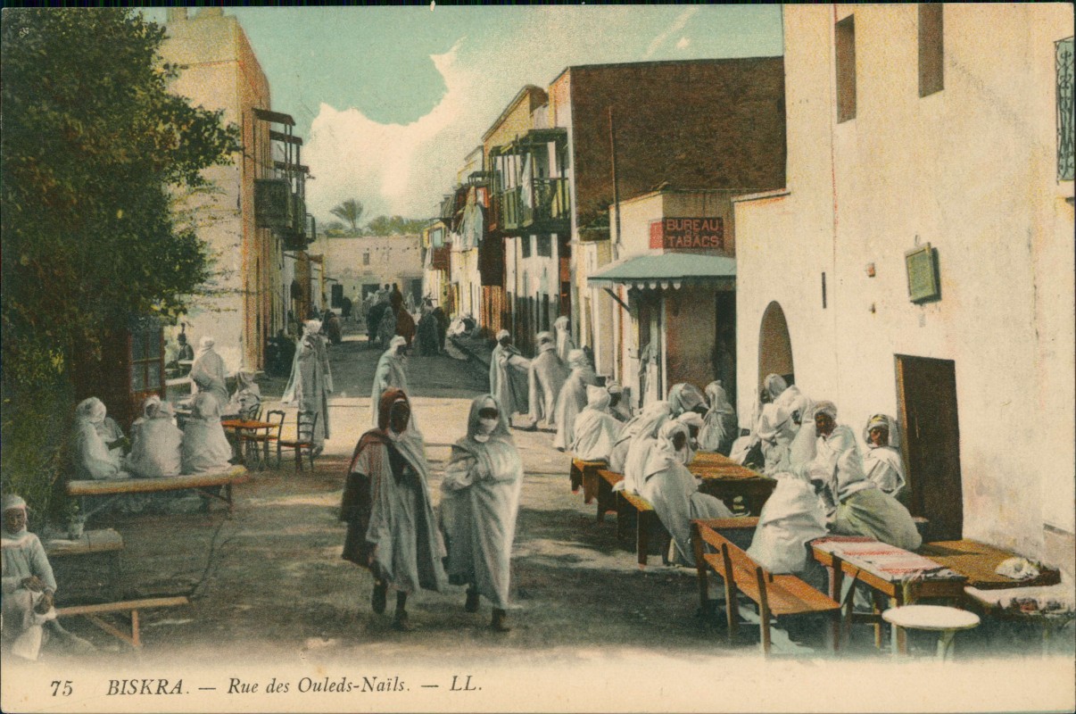 vergrößern: Bildseite historische Ansichtskarte von 1912: Rue des Ouleds-Nails Muslime:: Biskra