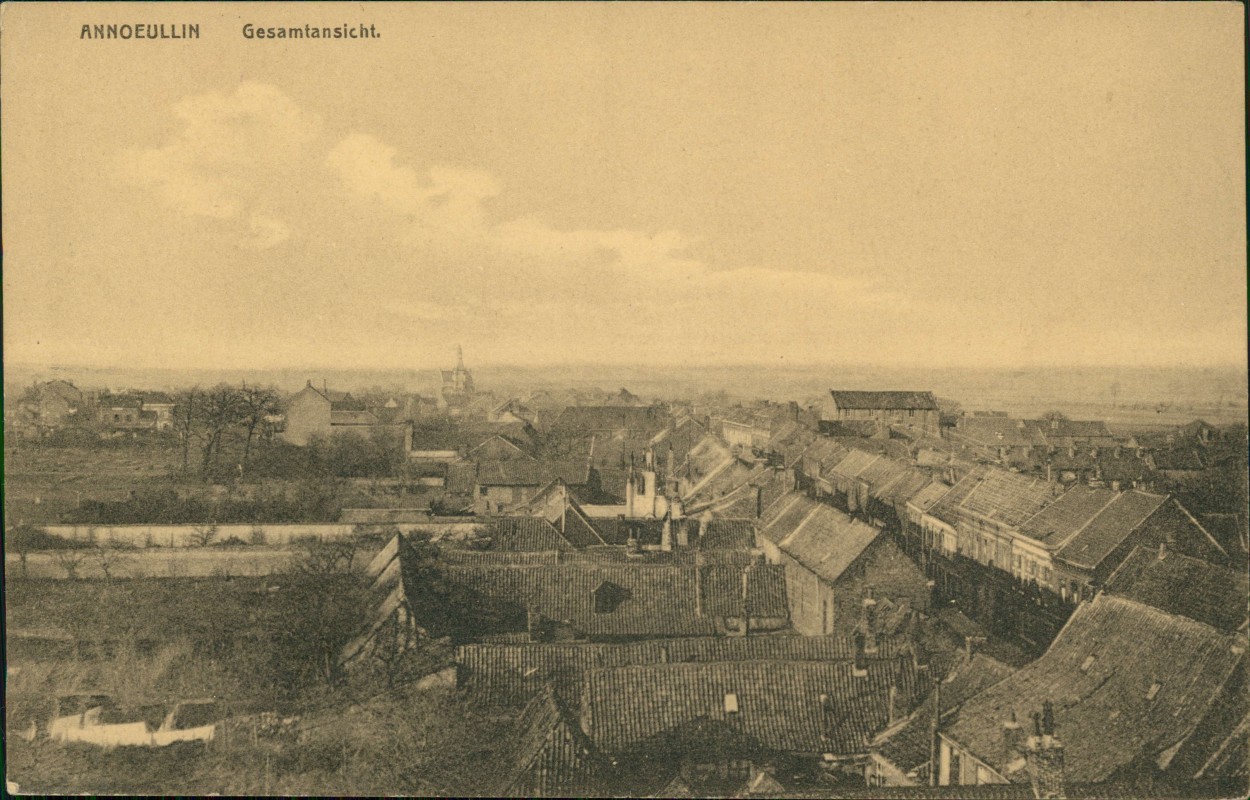 vergrößern: Bildseite historische Ansichtskarte von 1918: Gesamtansicht aus der Vogelperspektive:: Annœullin