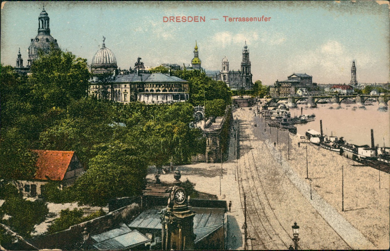 zoom: Image side vintage Postcard from 1916: Terassenufer, Uhr:: Innere Altstadt-Dresden