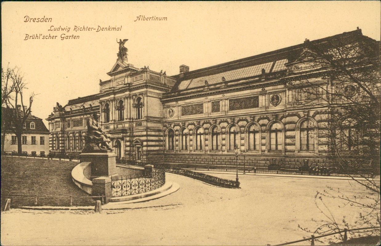vergrößern: Bildseite historische Ansichtskarte von 1912: Albertinum Ludwig Richter-Denkmal:: Dresden