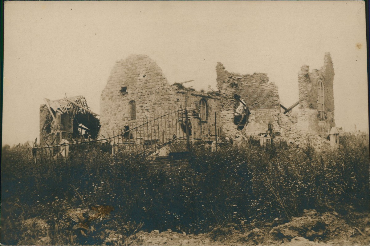 zoom: Image side vintage Postcard from 1915: Kirchenruine, 1. WK:: Violaines