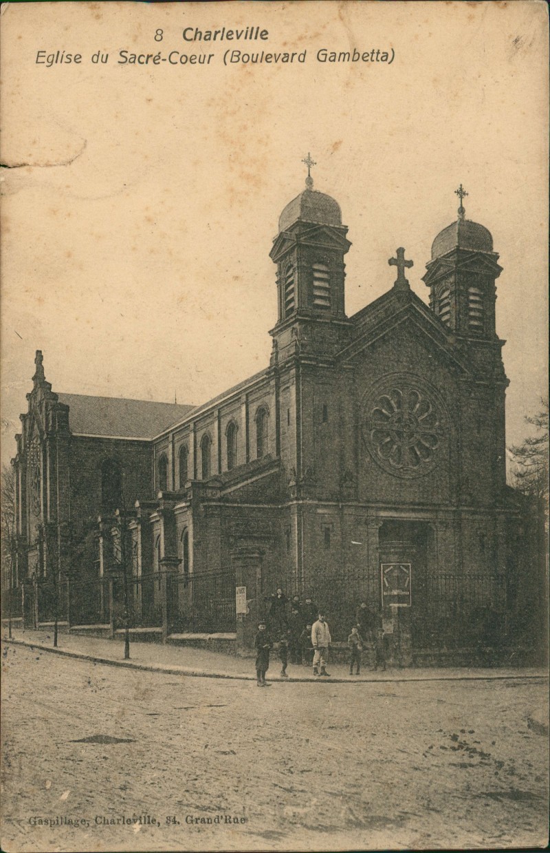 zoom: Image side vintage Postcard from 1915: Kirche Sacré-Cœur am Boulevard Gambetta:: Charleville-Mézières