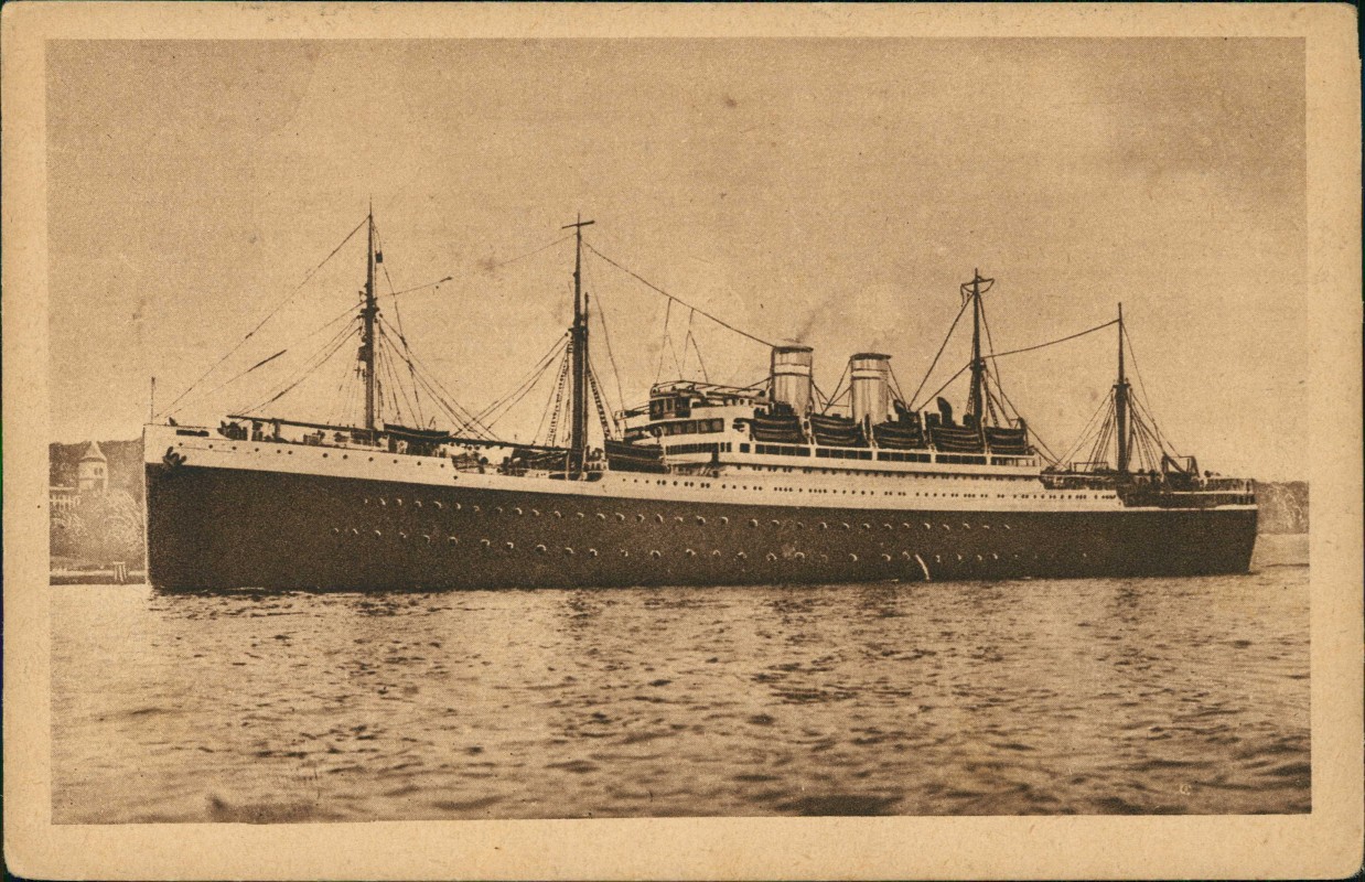 vergrößern: Bildseite historische Ansichtskarte von 1922: Doppelschraubendampfer Albert Ballin Hamburg - Amerika Linie::