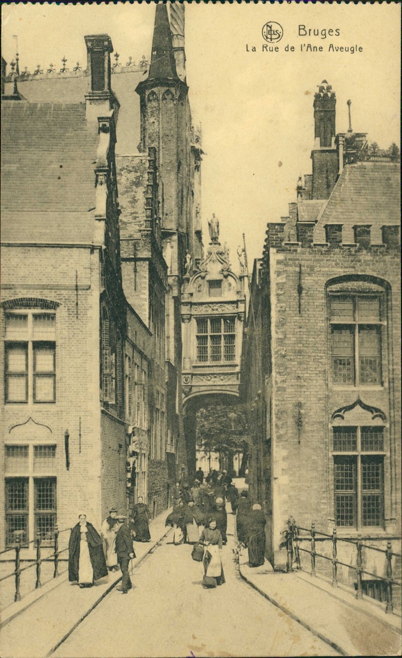 zoom: Image side vintage Postcard from 1916: La Rue de l