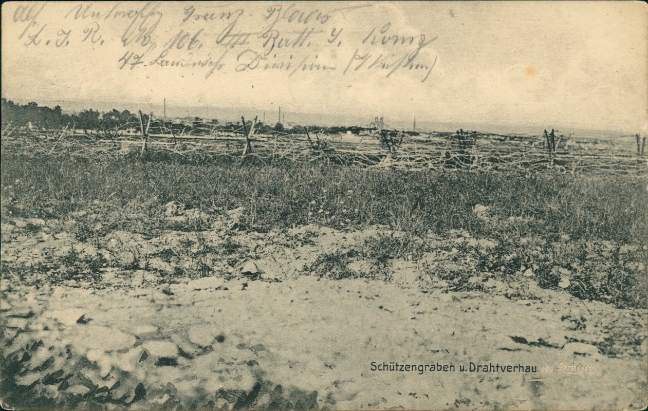 vergrößern: Bildseite historische Ansichtskarte von 1916: Militaria Schützengraben u. Drahtverhau WK1:: Reims