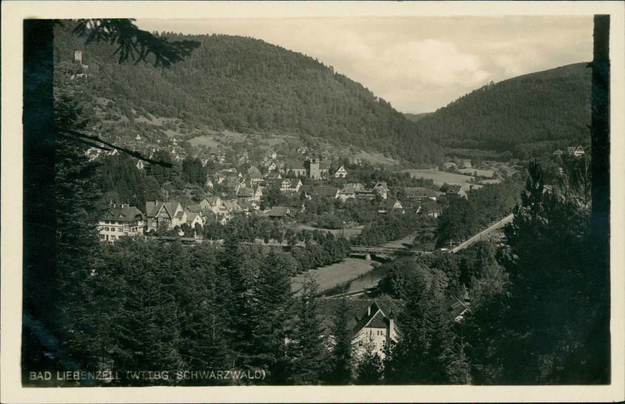 vergrößern: Bildseite historische Ansichtskarte von 1930: Stadtblick:: Bad Liebenzell
