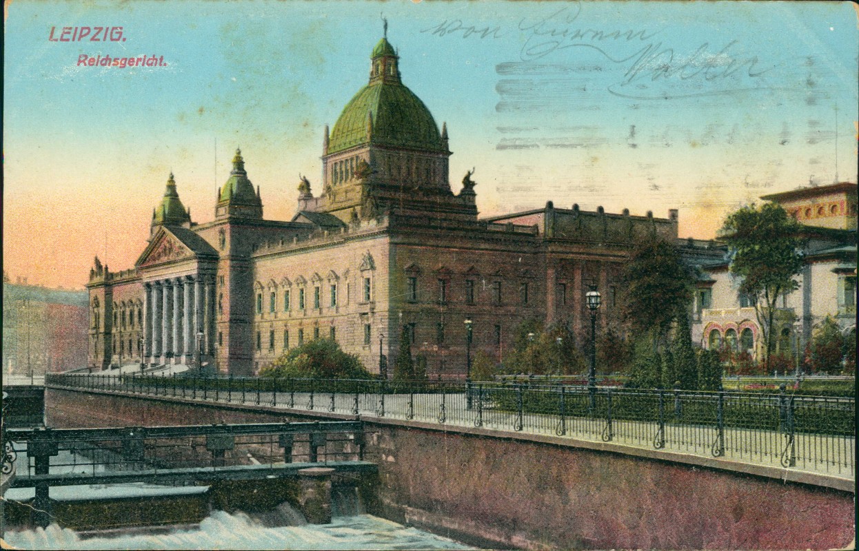 vergrößern: Bildseite historische Ansichtskarte von 1915: Reichsgericht Wehr und Straße:: Leipzig