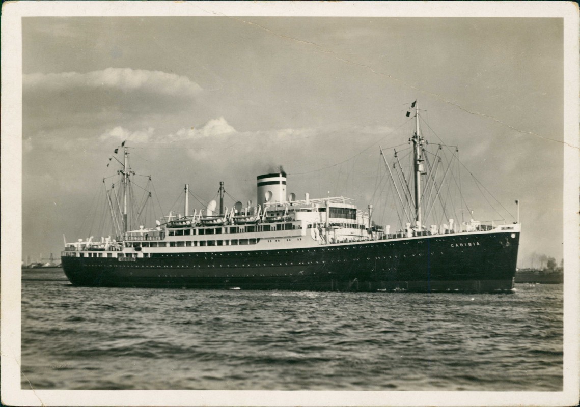 zoom: Image side vintage Postcard from 1935: Schiffe Dampfer Steamer Caribia - Fotokarte::