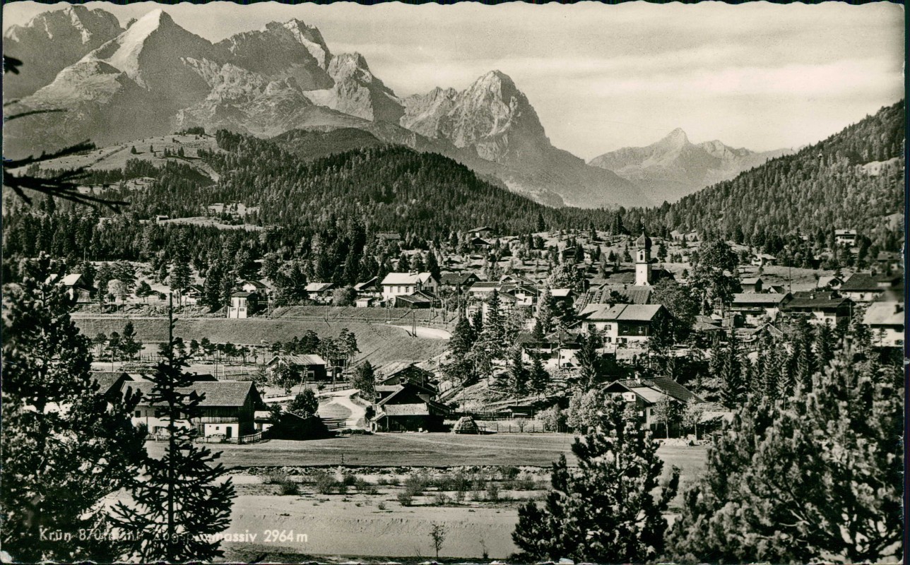 vergrößern: Bildseite historische Ansichtskarte von 1957: Blick auf die Stadt - Fotokarte:: Krün