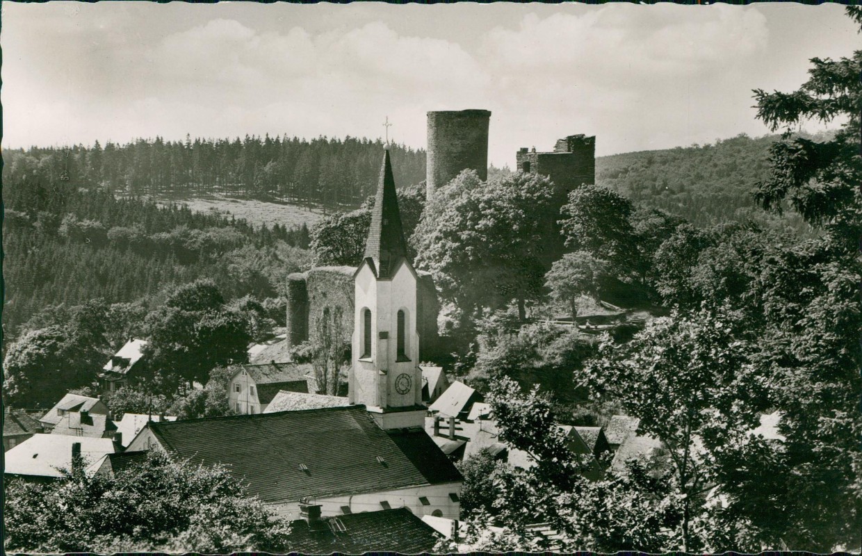 vergrößern: Bildseite historische Ansichtskarte von 1958: Stadtpartie - Fotokarte:: Schmitten-Oberreifenberg