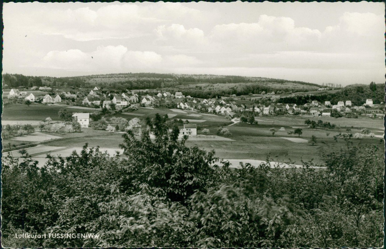 vergrößern: Bildseite historische Ansichtskarte von 1964: Blick auf die Stadt:: Fussingen-Waldbrunn (Westerwald)