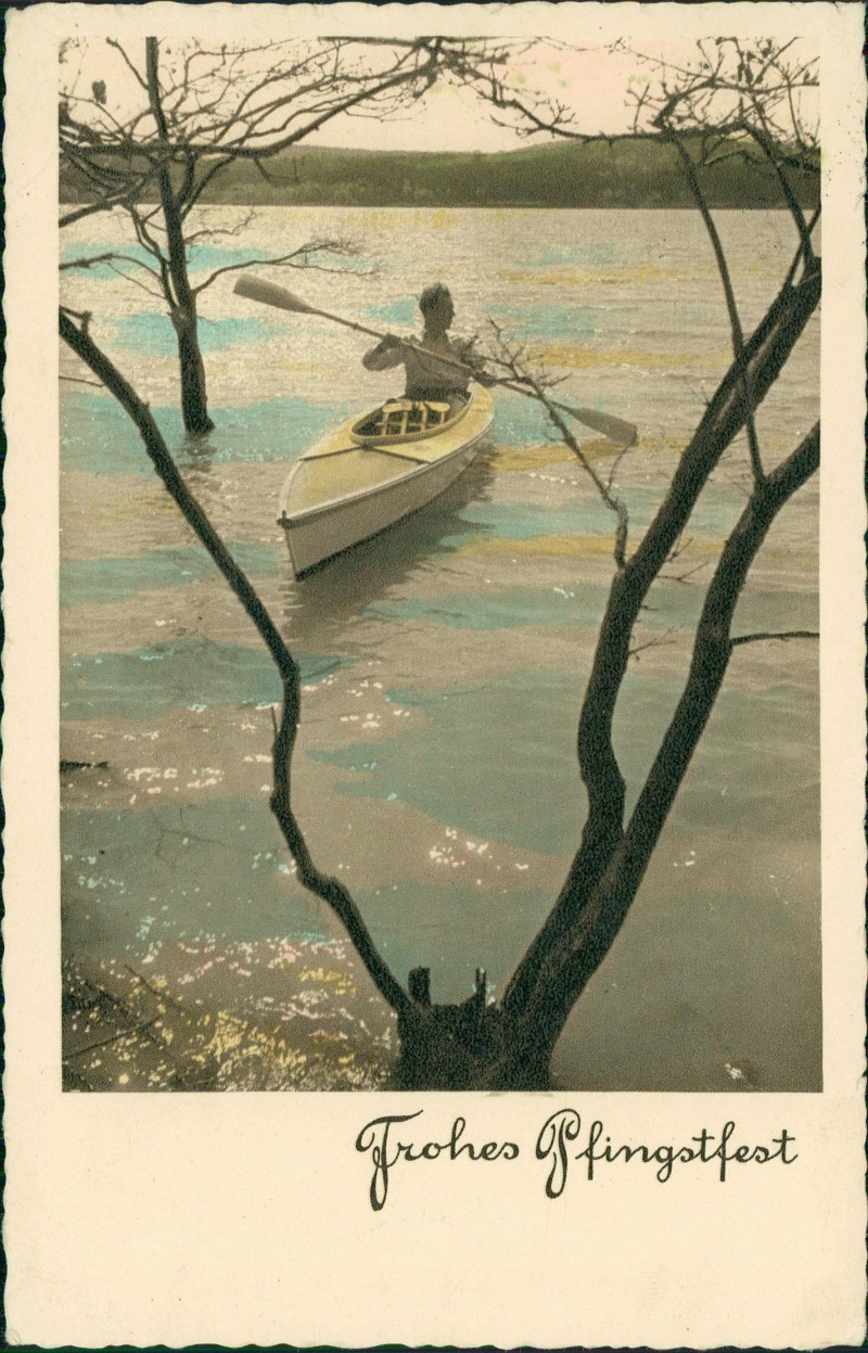 zoom: Image side vintage Postcard from 1940: Pfingsten Pentecost Ruderer auf See Zeitgeschichte::