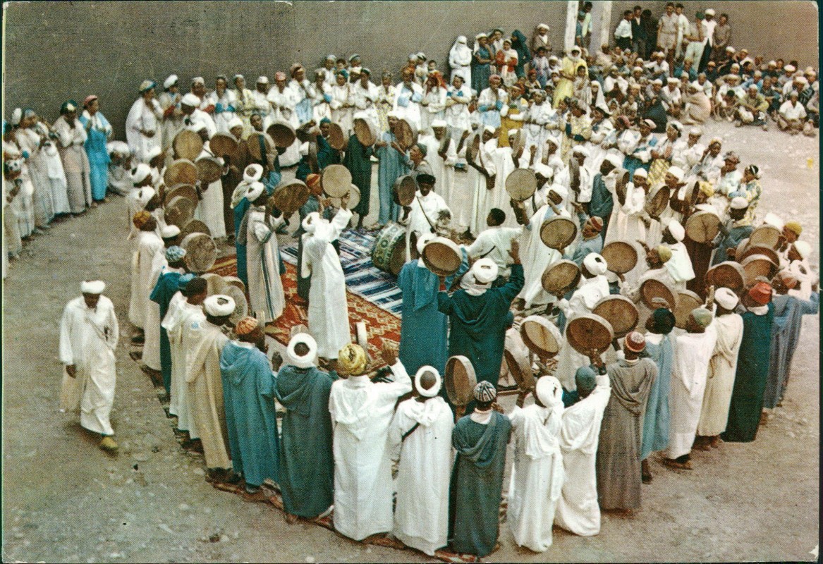 vergrößern: Bildseite historische Ansichtskarte von 1963: Hochzeit in Marrakesch:: Marrakesch