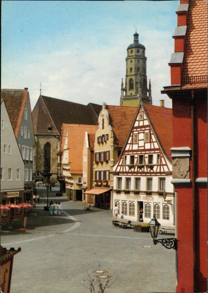 zoom: Image side vintage Postcard from 1979: Schrannenstraße mit St. Georgskirche:: Nördlingen
