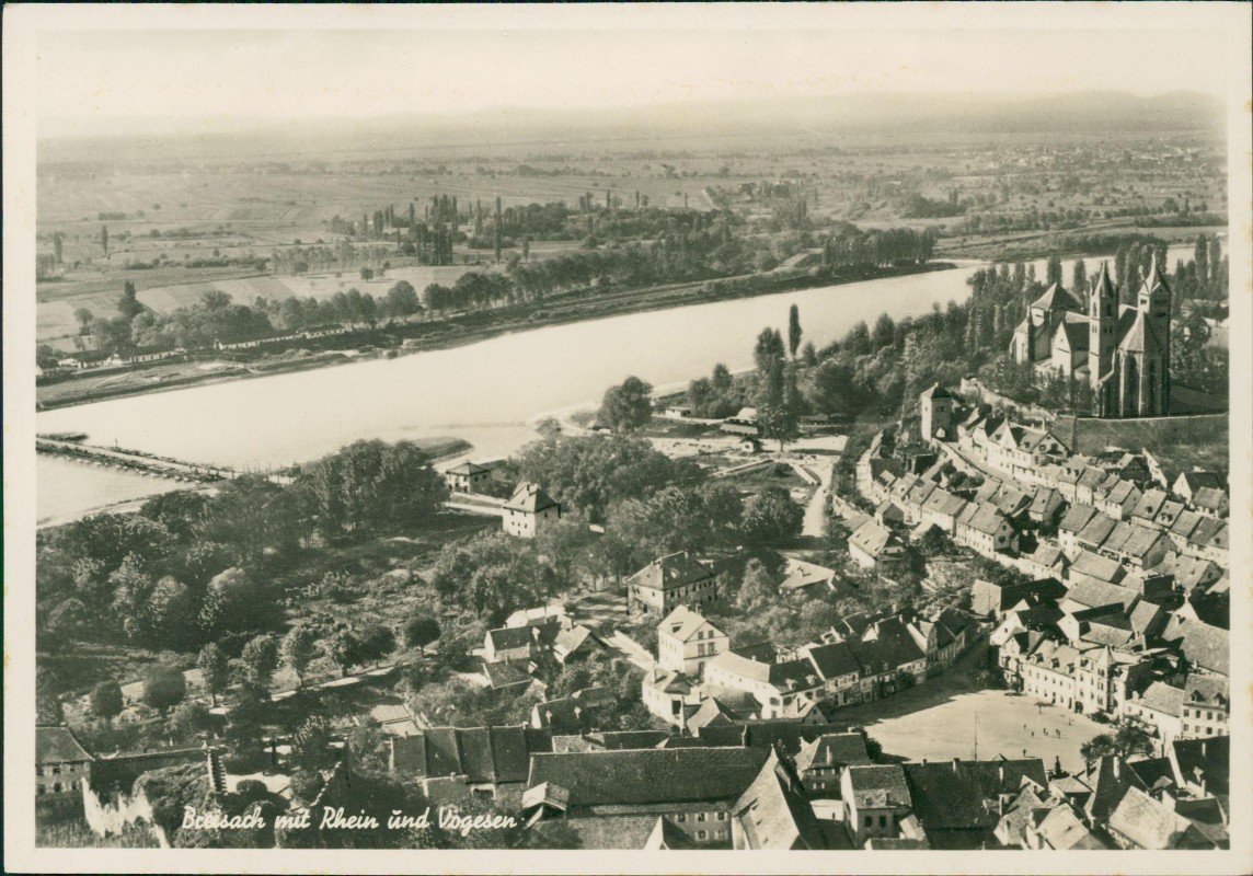 zoom: Image side vintage Postcard from 1940: Stadt und Fernblick auf die Vogesen:: Breisach (Rhein)