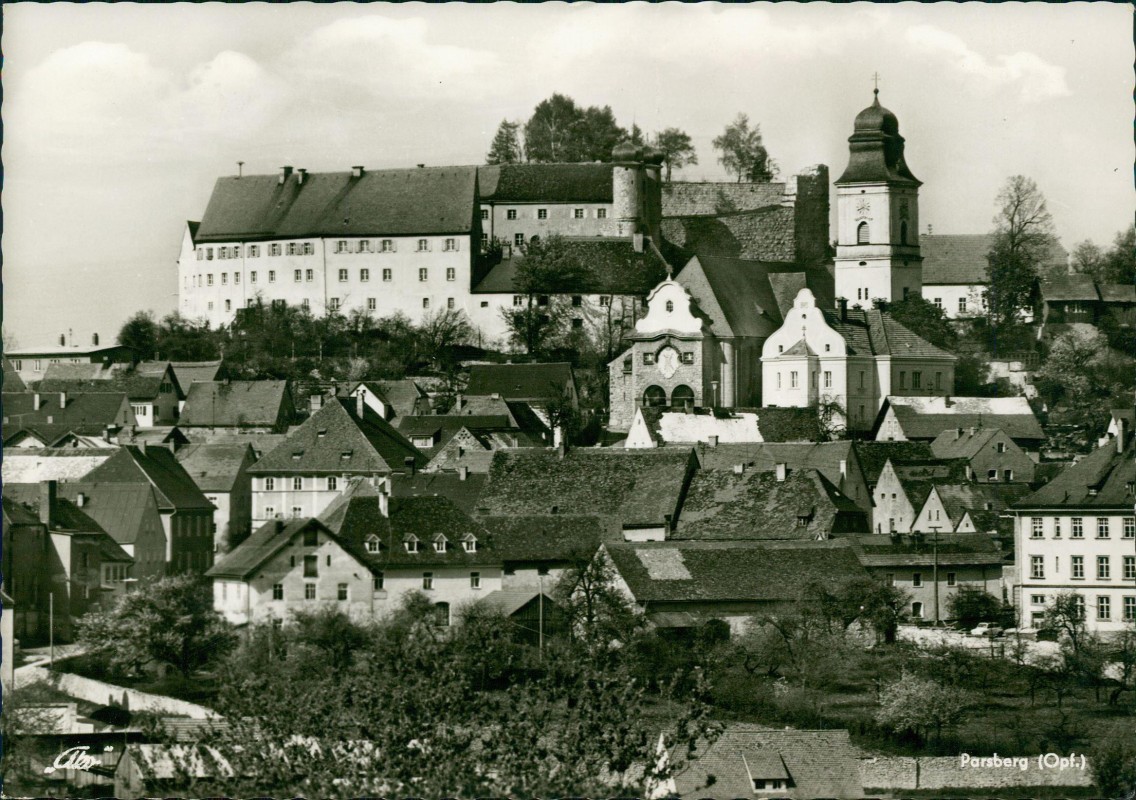 vergrößern: Bildseite historische Ansichtskarte von 1964: Stadtpartie - Fotokarte:: Parsberg