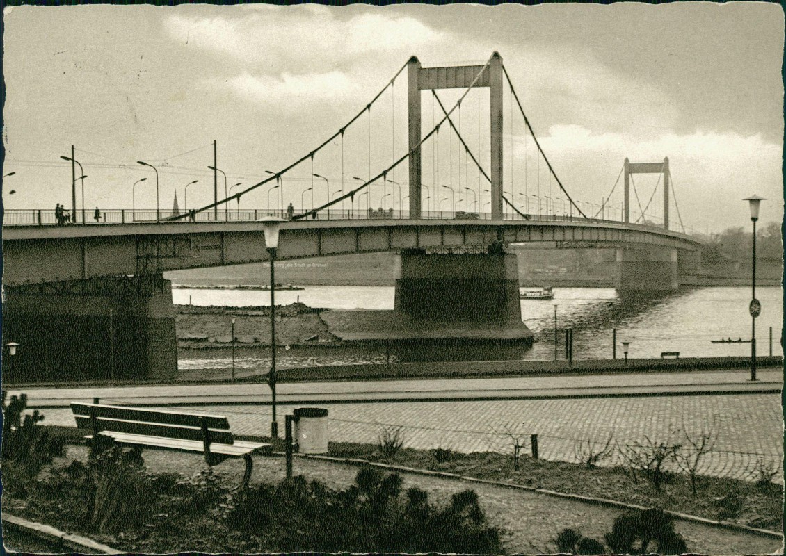 vergrößern: Bildseite historische Ansichtskarte von 1958: Rheinbrücke nach Homberg:: Duisburg