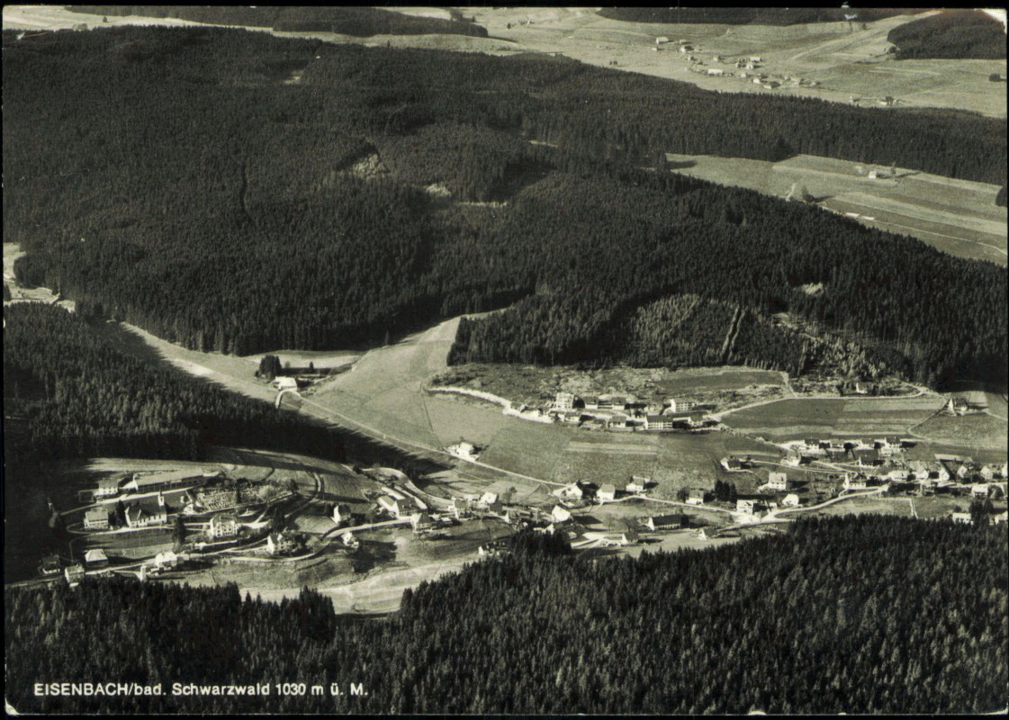 vergrößern: Bildseite historische Ansichtskarte von 1974: Luftaufnahme Luftbild Fotokarte:: Eisenbach (Hochschwarzwald)