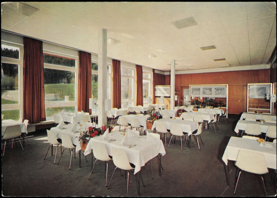 zoom: Image side vintage Postcard from 1976: HOTEL POSTERHOLUNGSHEIM - Gastraum:: Freudenstadt