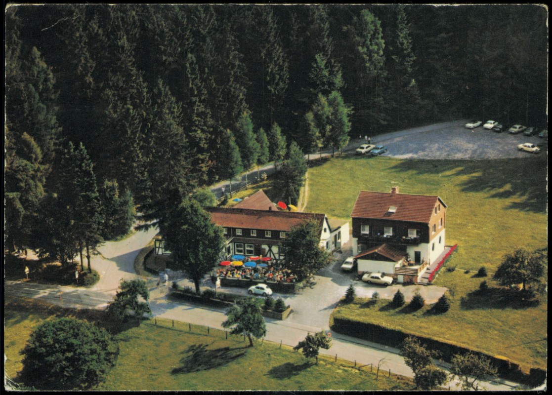 vergrößern: Bildseite historische Ansichtskarte von 1977: Café Waldfriede mit Gästehau Luftbild:: Bad Orb