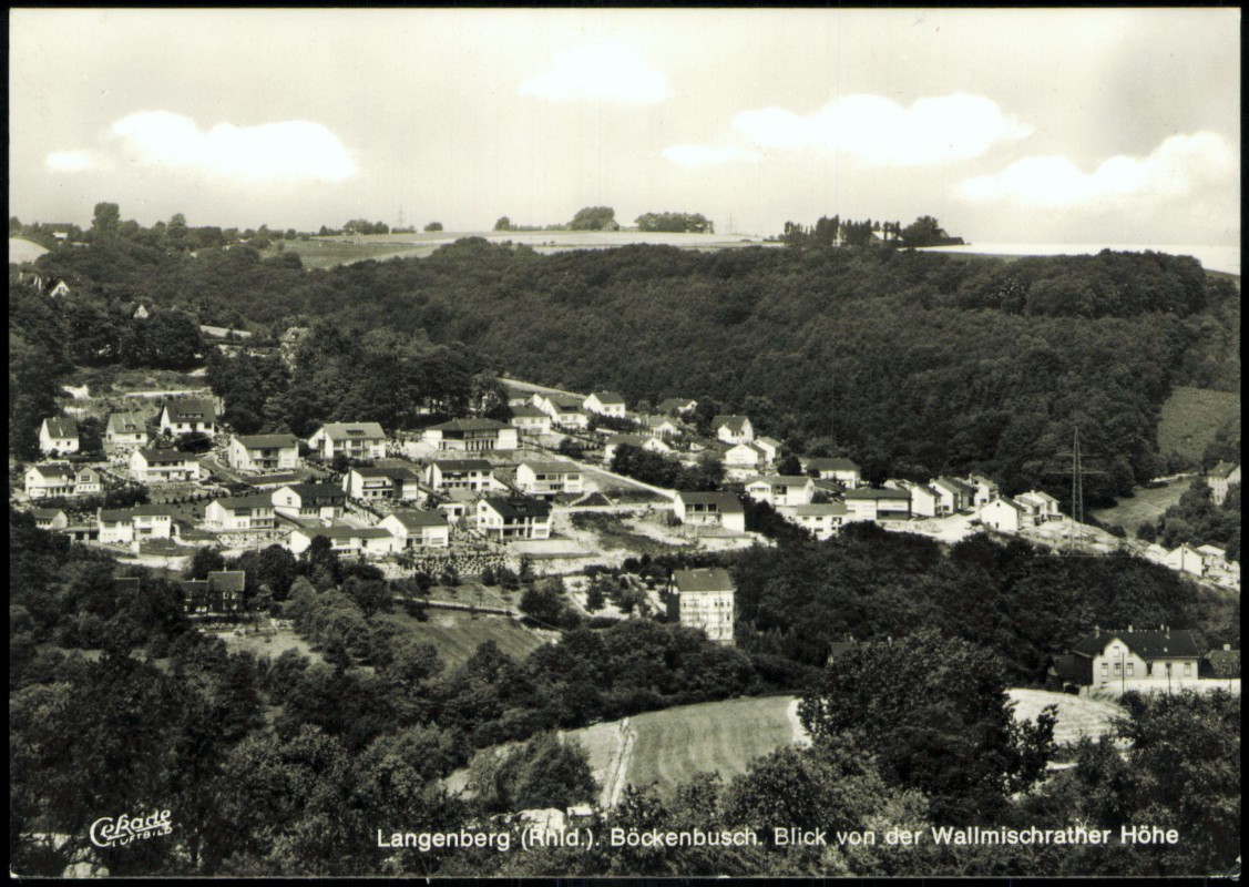 vergrößern: Bildseite historische Ansichtskarte von 1976: Luftbild Böckenbusch:: Langenberg (Rheinland)-Velbert