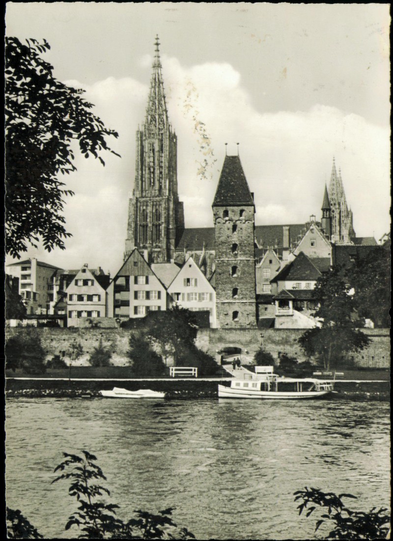 vergrößern: Bildseite historische Ansichtskarte von 1965: Münster, Stadtmauer - Schiff:: Ulm a. d. Donau