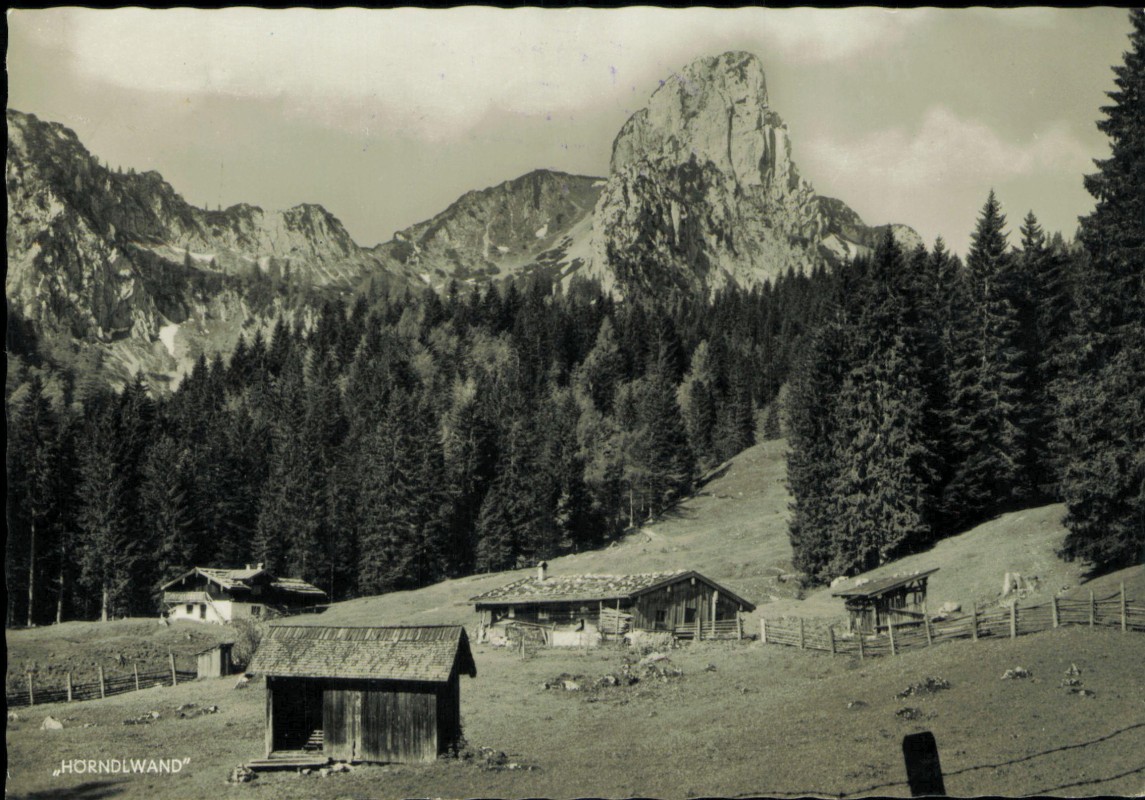 vergrößern: Bildseite historische Ansichtskarte von 1968: Brander-Alm mit Hörndlwand:: Ruhpolding