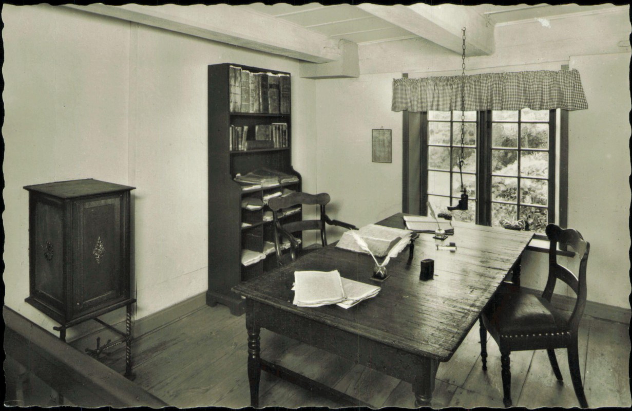 vergrößern: Bildseite historische Ansichtskarte von 1965: Hebbelmuseum - Schreibstube:: Wesselburen