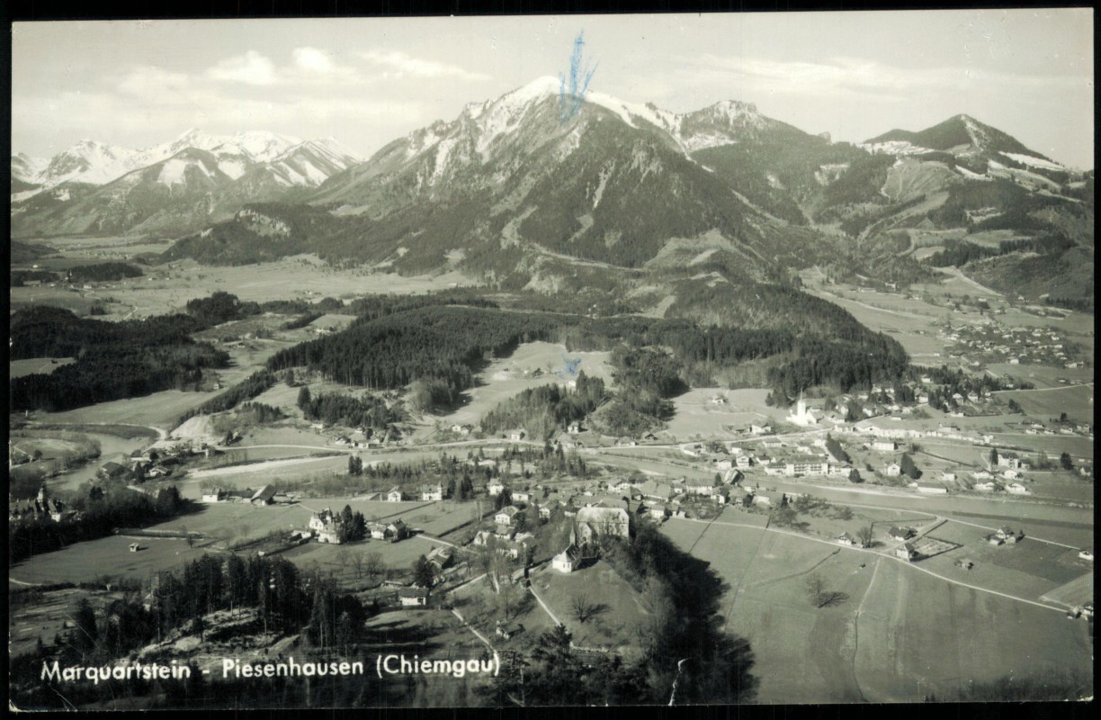 vergrößern: Bildseite historische Ansichtskarte von 1960: Panorama-Ansicht Marquartstein Piesenhausen (Chiemgau):: Marquartstein