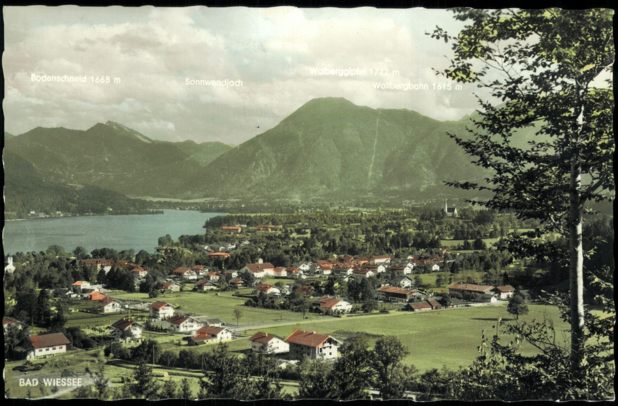 vergrößern: Bildseite historische Ansichtskarte von 1966: Blick aud die Stadt - Colorfotokarte:: Bad Wiessee
