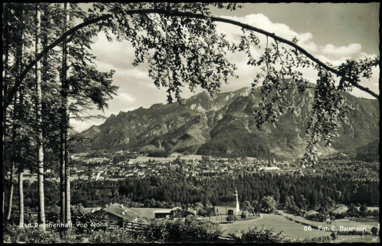 vergrößern: Bildseite historische Ansichtskarte von 1964: Fernblick auf die Stadt:: Bad Reichenhall