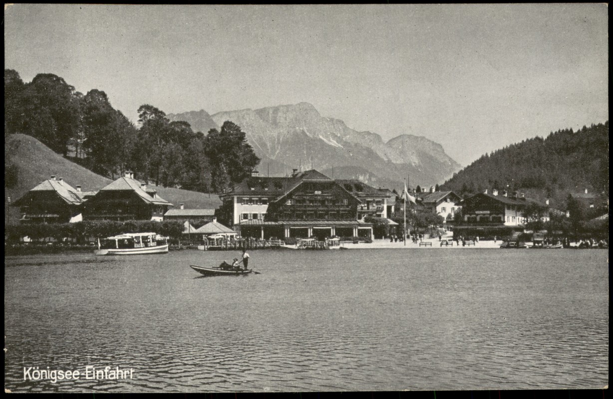 vergrößern: Bildseite historische Ansichtskarte von 1929: Königsee Einfahrt Blick auf Hotels am See:: Schönau am Königssee