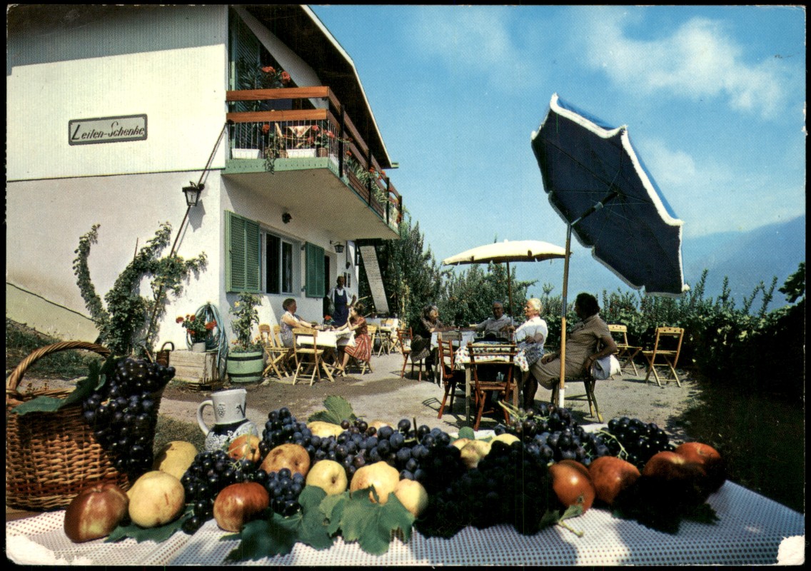 zoom: Image side vintage Postcard from 1970: Passeggiata Canale Leiten-Schenke:: Cermes