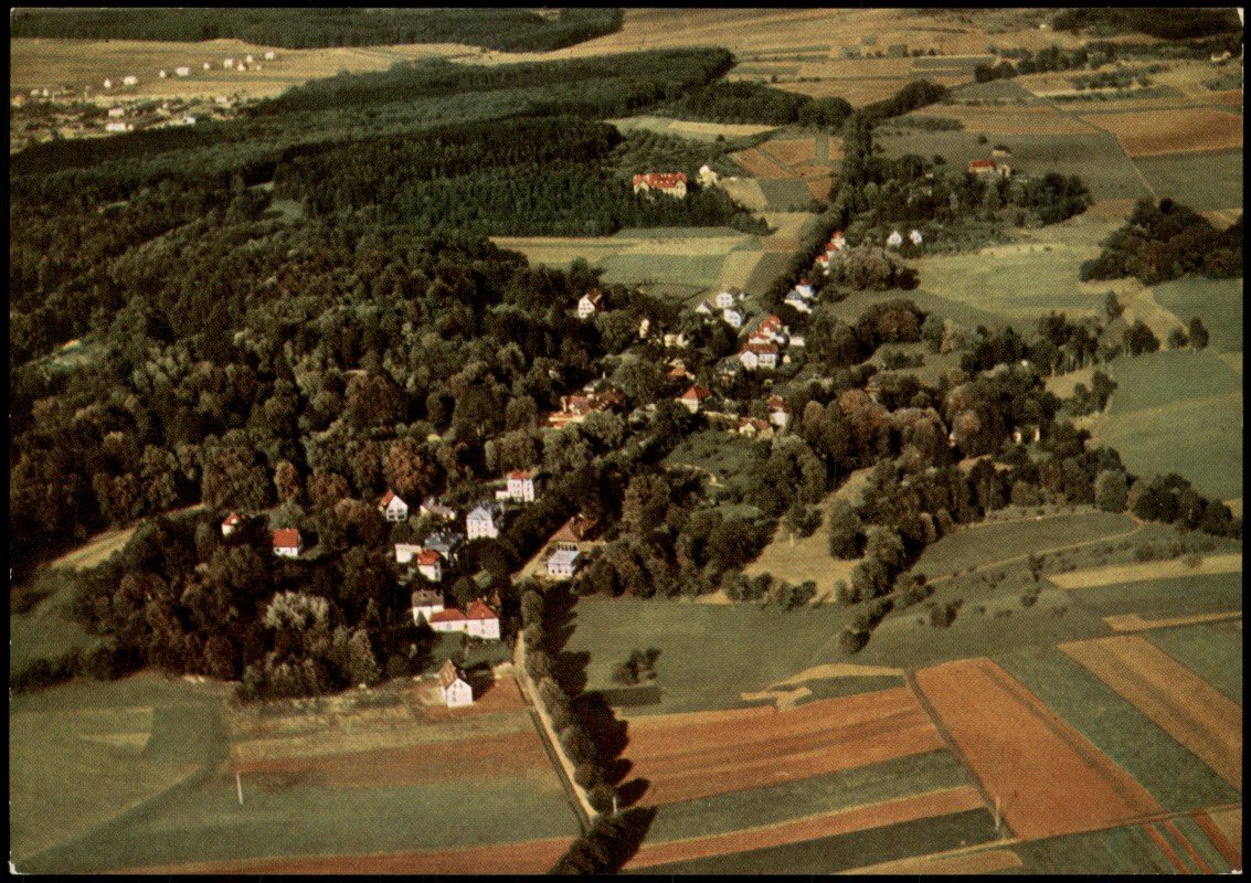 zoom: Image side vintage Postcard from 1965: Luftaufnahme Gesamtansicht v. Flugzeug aus, Luftbild:: Bad Salzhausen-Nidda